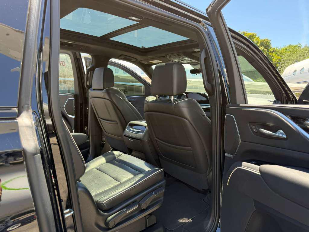 Cadillac Escalate - 4