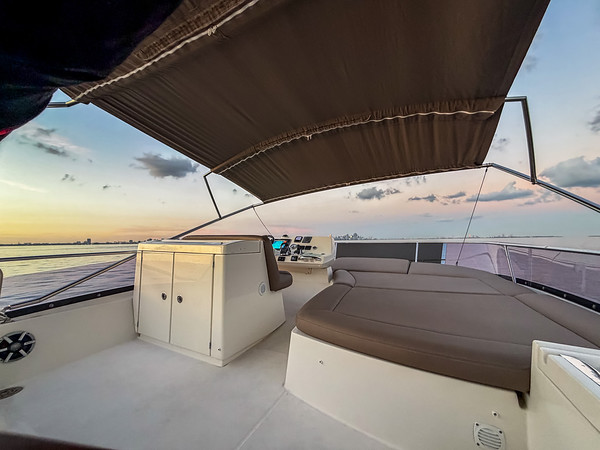 50' Prestige Fly - 5