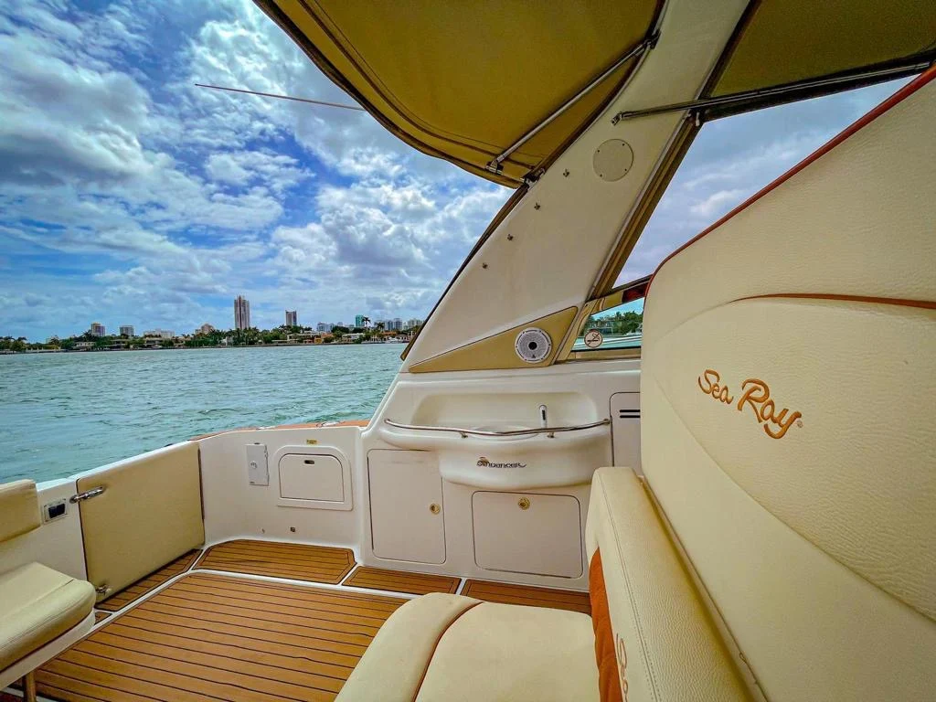 42' Searay Sundancer