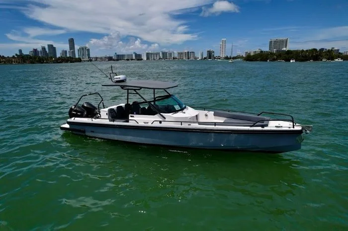 28' Axopar