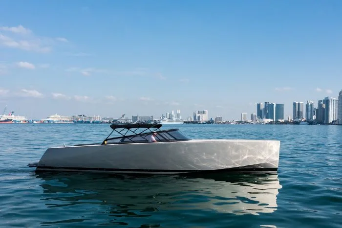 40' VanDutch SB