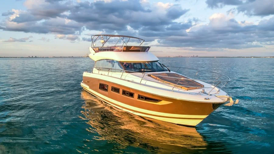 50' Prestige Fly