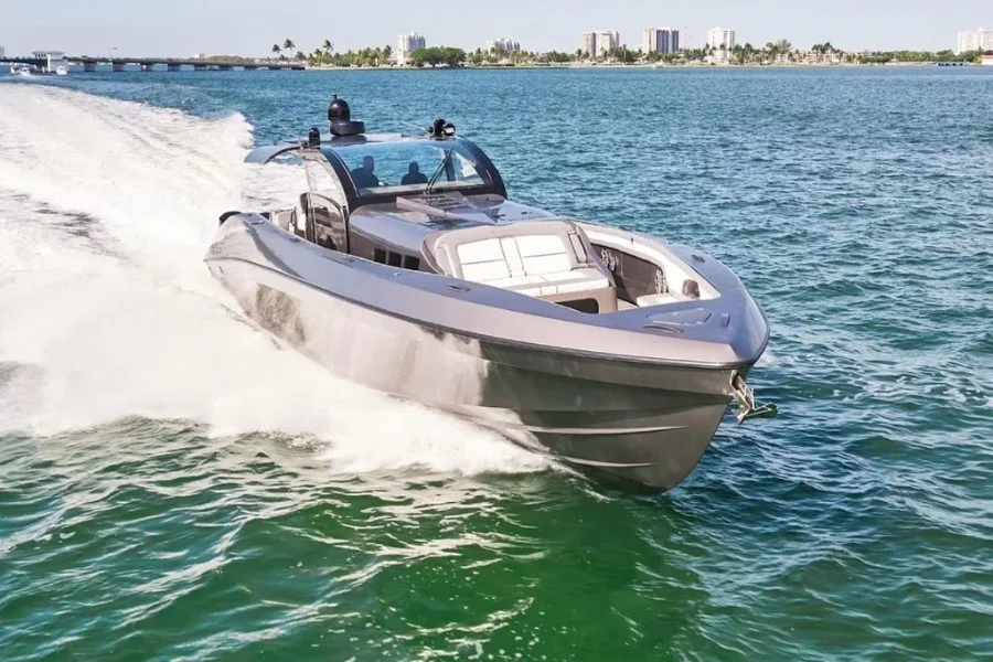 60' Midnight Express