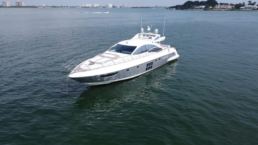62' Azimut