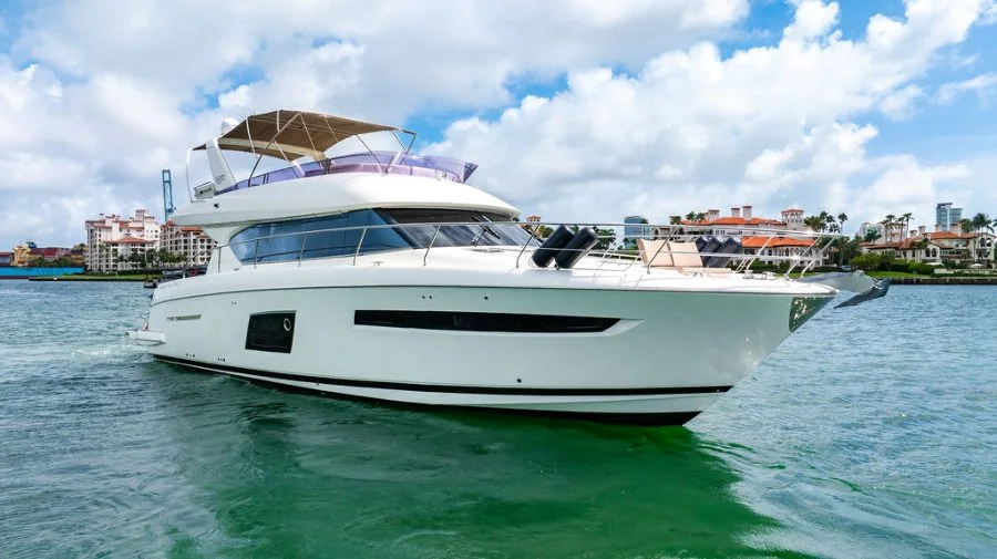 62' Prestige