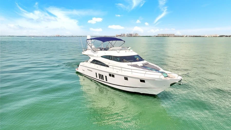 65' Fairline
