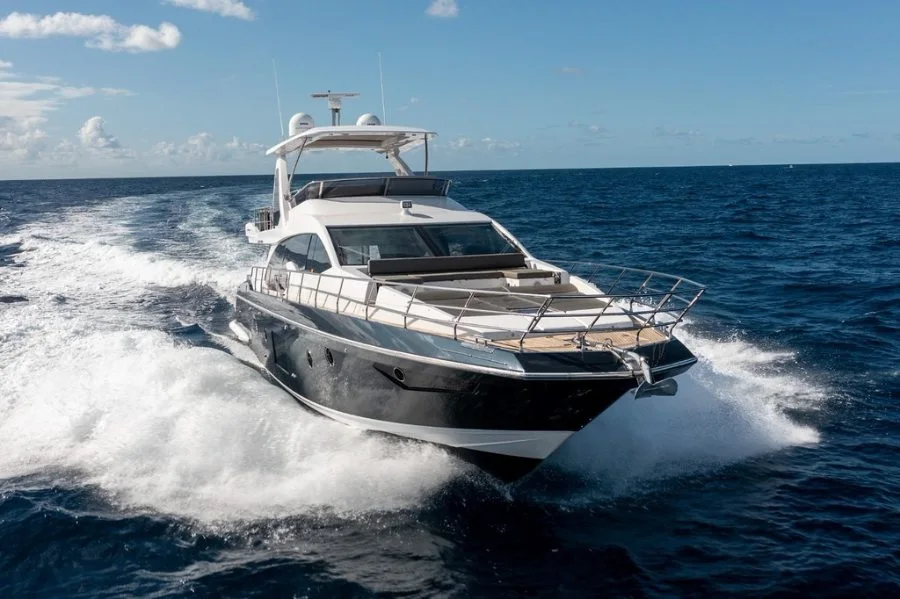 66' Azimut Fly