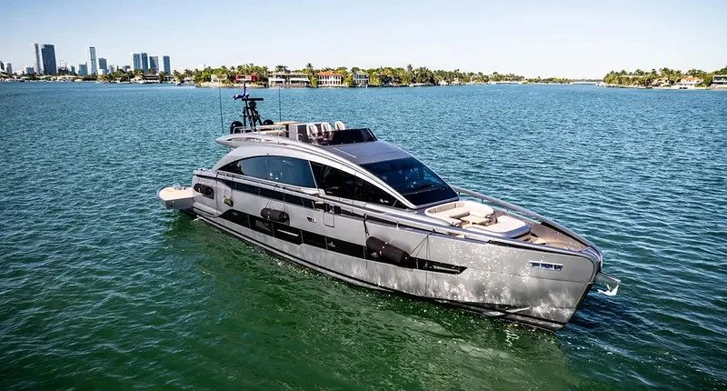80' Pershing GTX80