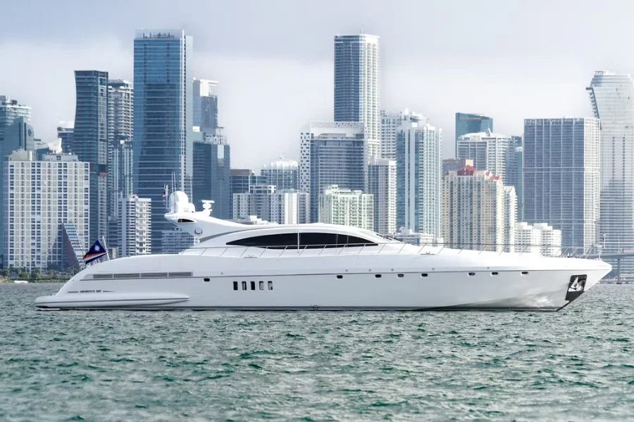 108' Mangusta