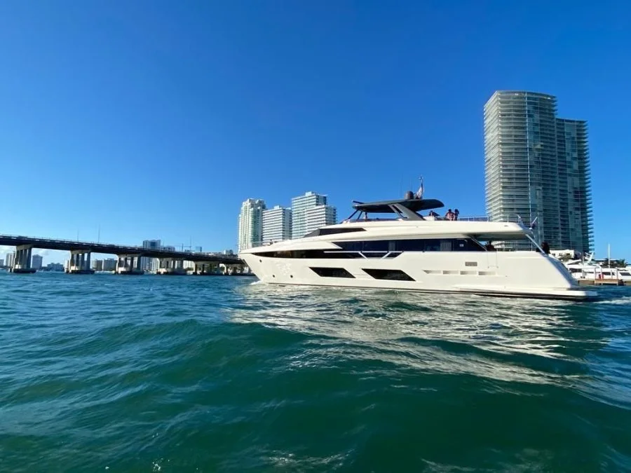92' Ferretti