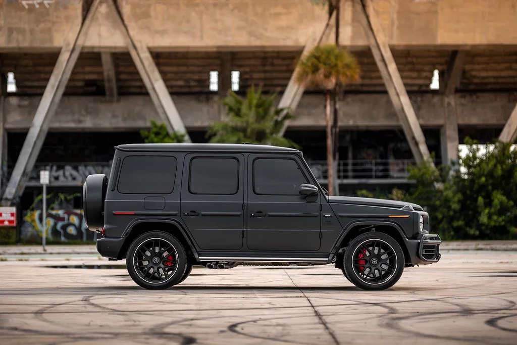 Mercedes benz G63 AMG Black On Red Int