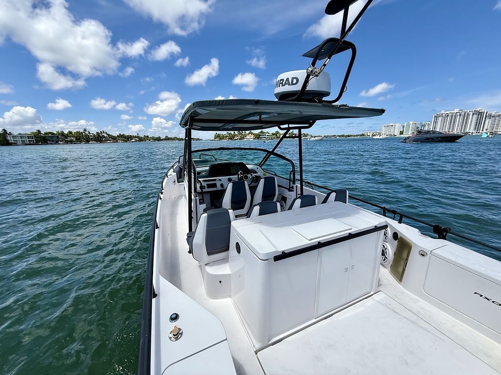 28' Axopar 6