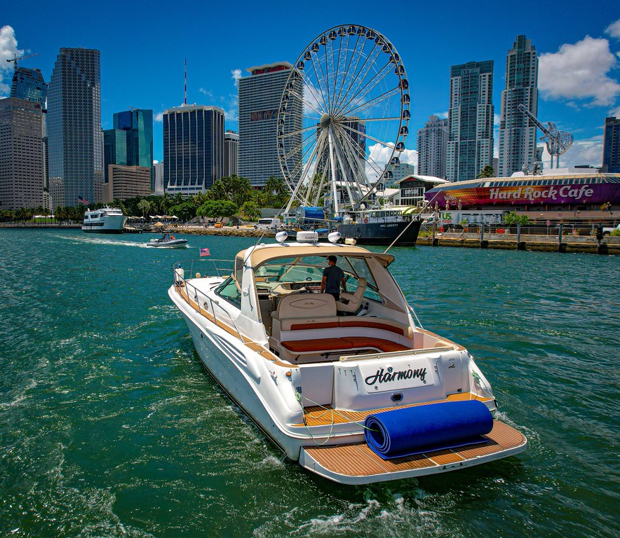 42' Searay Sundancer