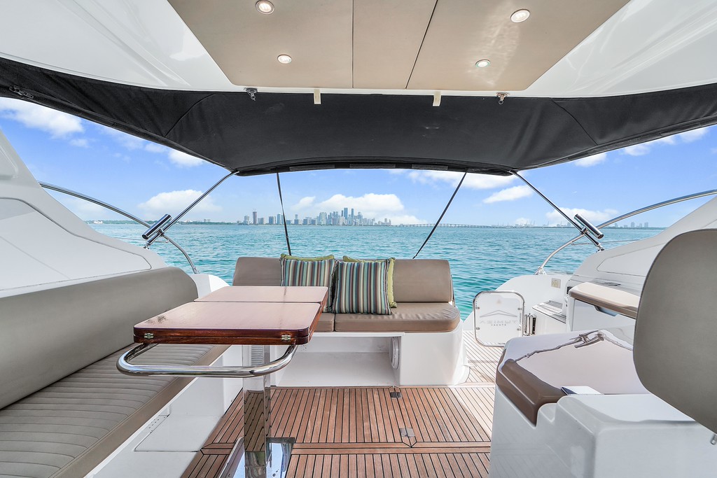 43' Azimut 9
