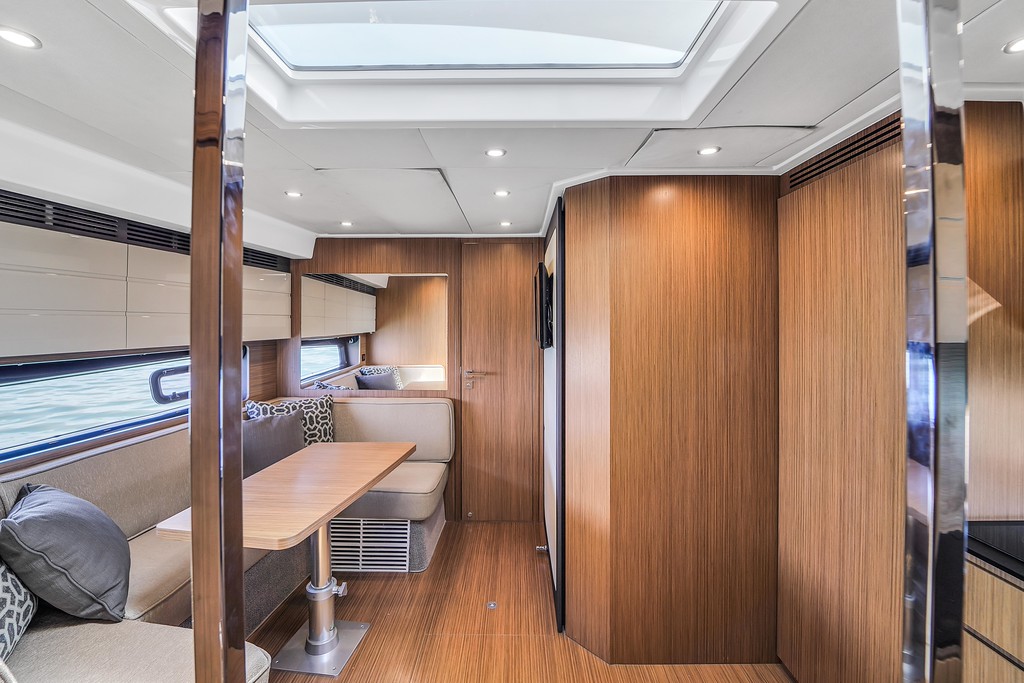 43' Azimut 15