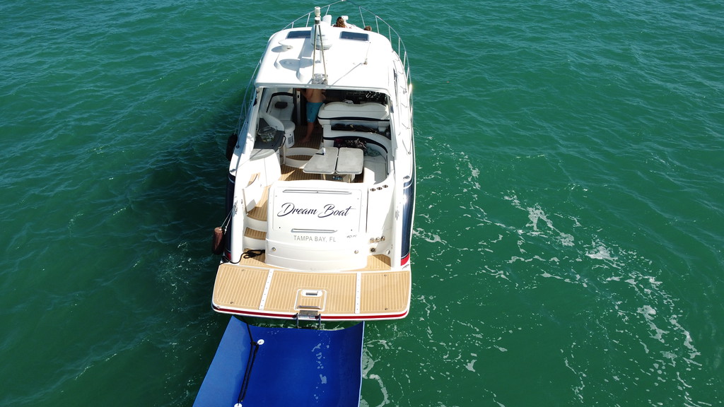45' Formula V 9