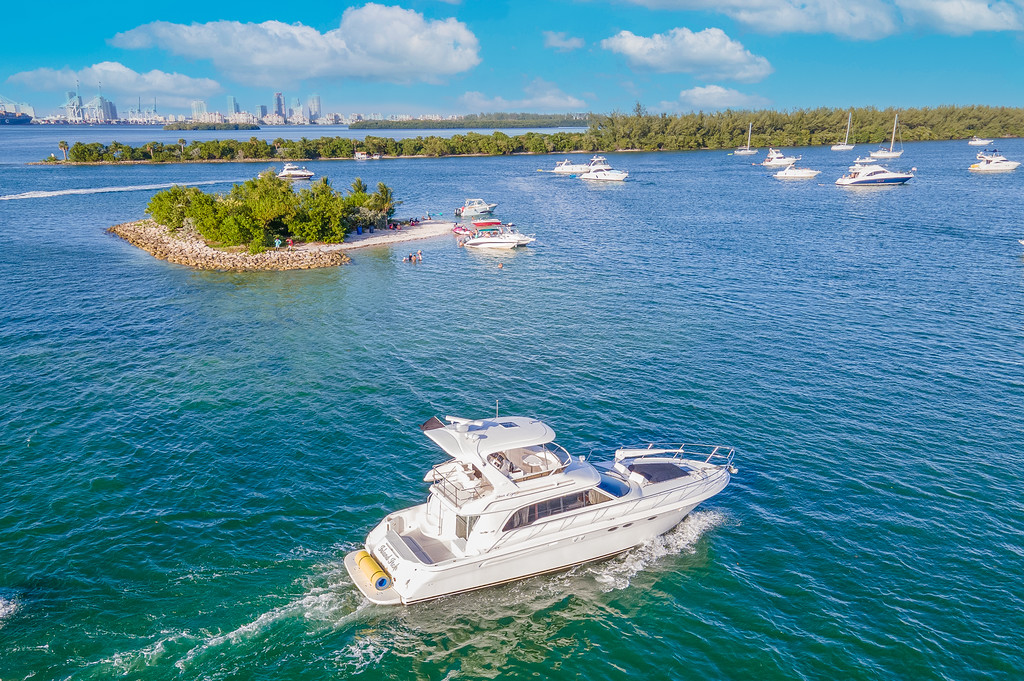 45' Searay Bay 4