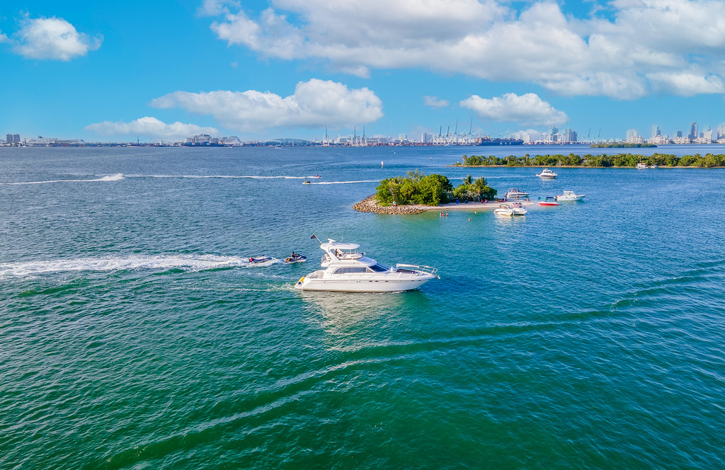 45' Searay Bay 5