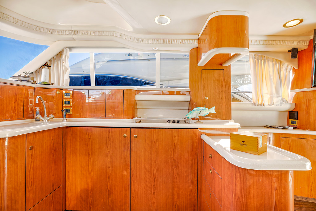 45' Searay Bay 13
